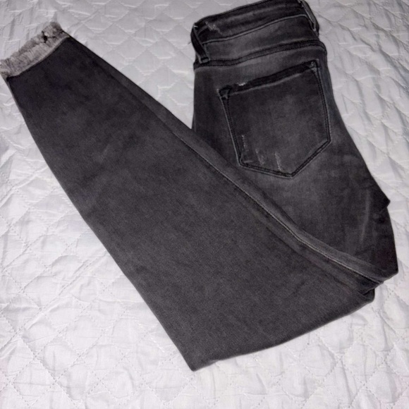 💜jeans - Picture 4 of 4